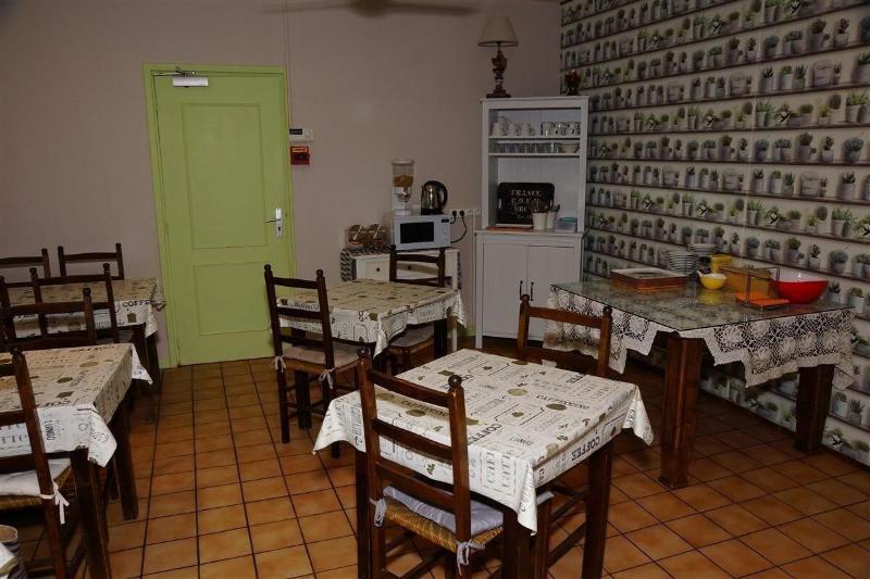 Le Richelieu Hotel Le Boulou Bagian luar foto