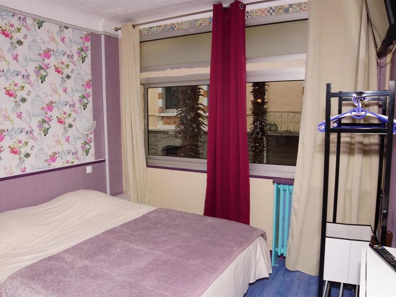 Le Richelieu Hotel Le Boulou Bagian luar foto