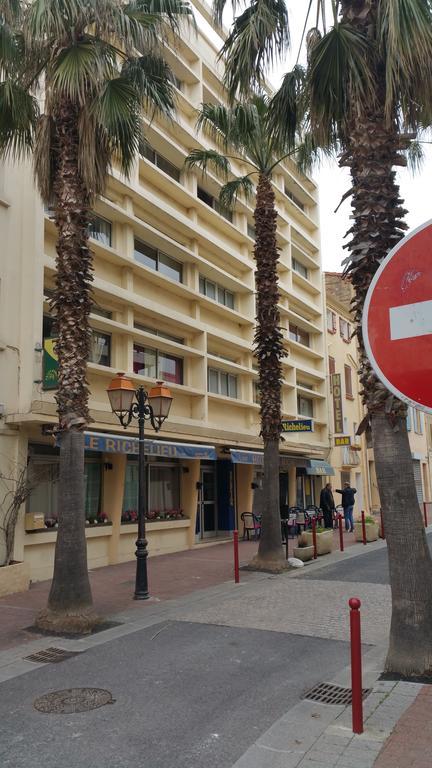 Le Richelieu Hotel Le Boulou Bagian luar foto